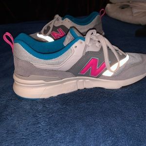 Men’s New Balance shoes